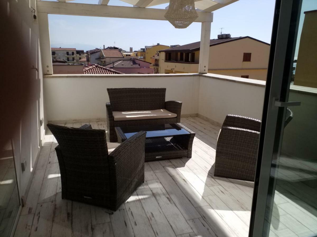 Mediterranean Apartments Capo dʼOrlando Εξωτερικό φωτογραφία